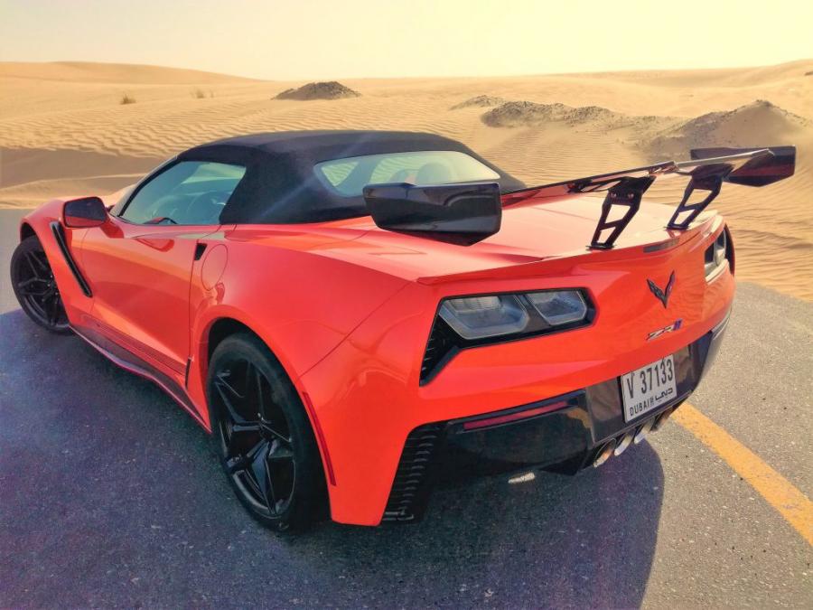 Chevrolet Corvette ZR1 Convertible 2019 года  (UAE) (фото 2 из 2)